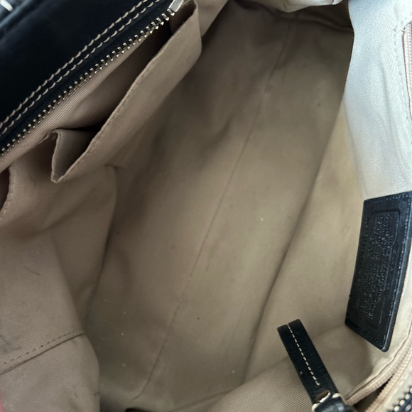 EUC condition Coach bag. Black leather F13084 *****SOLD****** - Picture 8 of 10